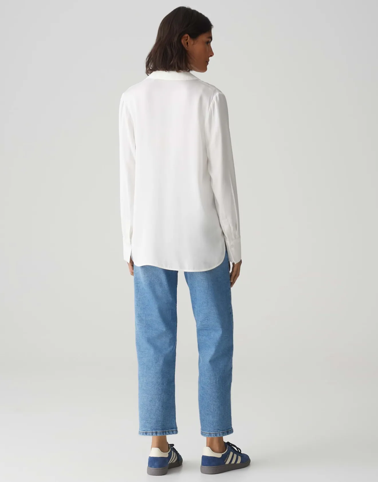 Online Basicbluse FANGI Regular aus fließender Viskose Blusen