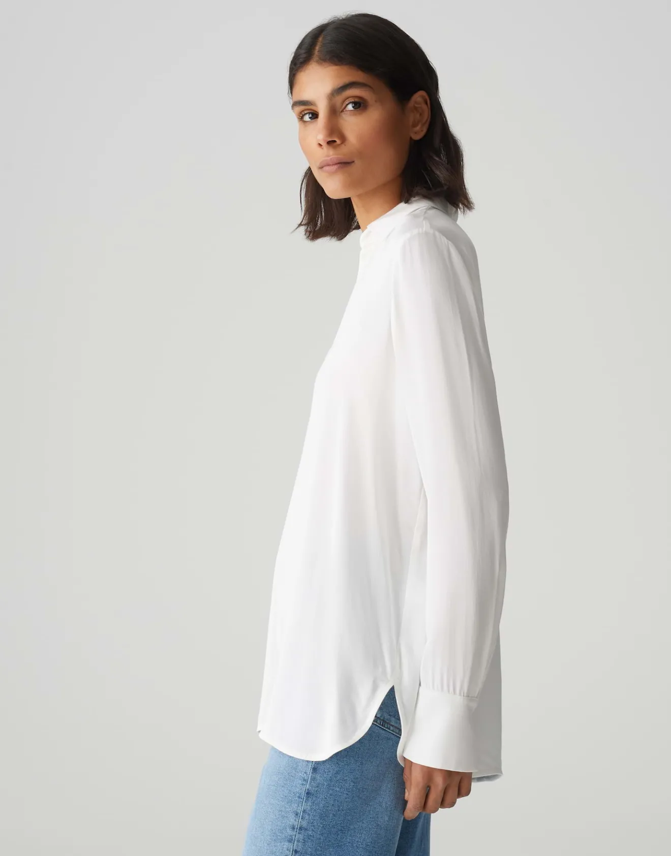 Online Basicbluse FANGI Regular aus fließender Viskose Blusen