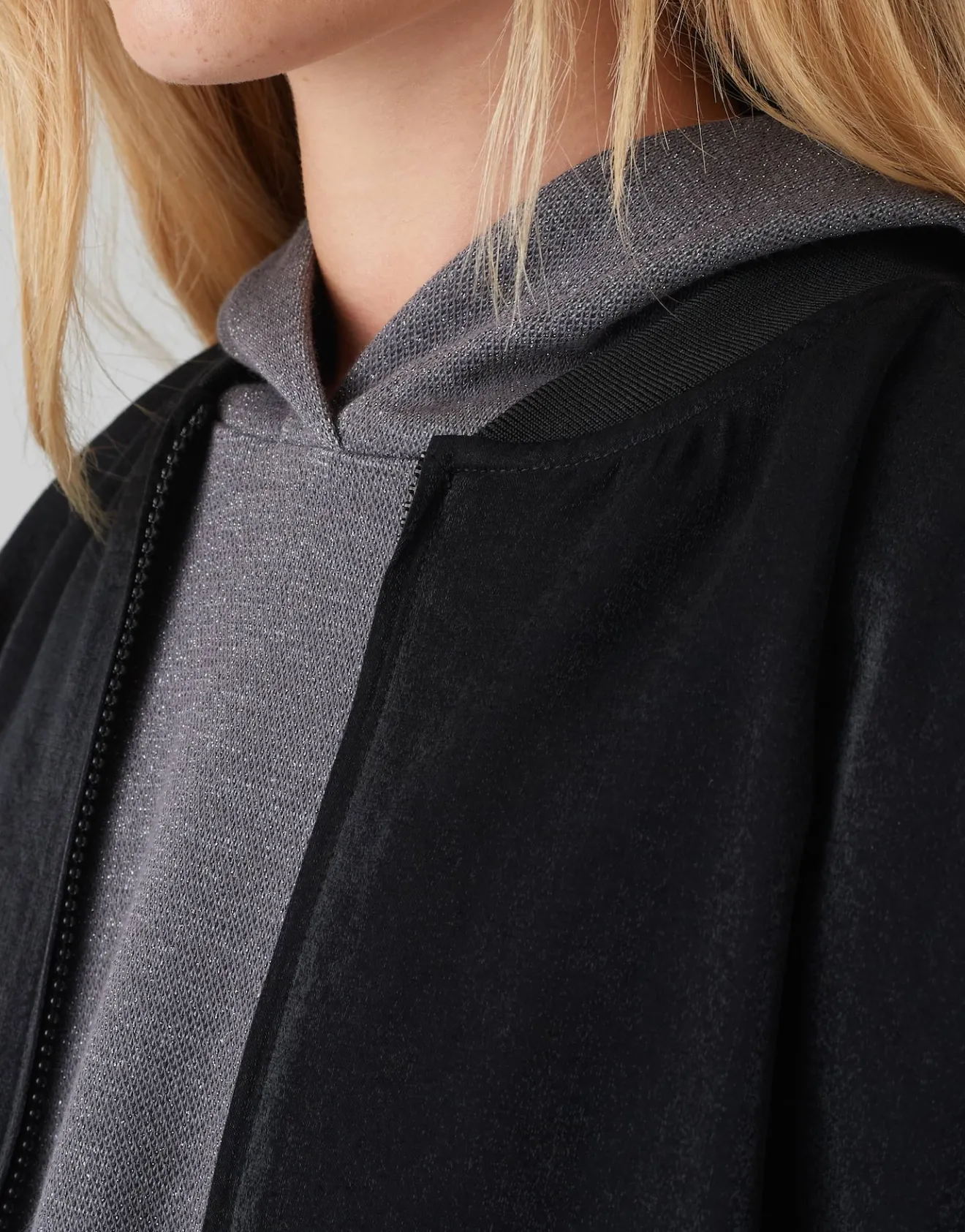 Flash Sale Blouson JALETTA Regular aus schimmerndem Viskose Mix Blazer & Westen