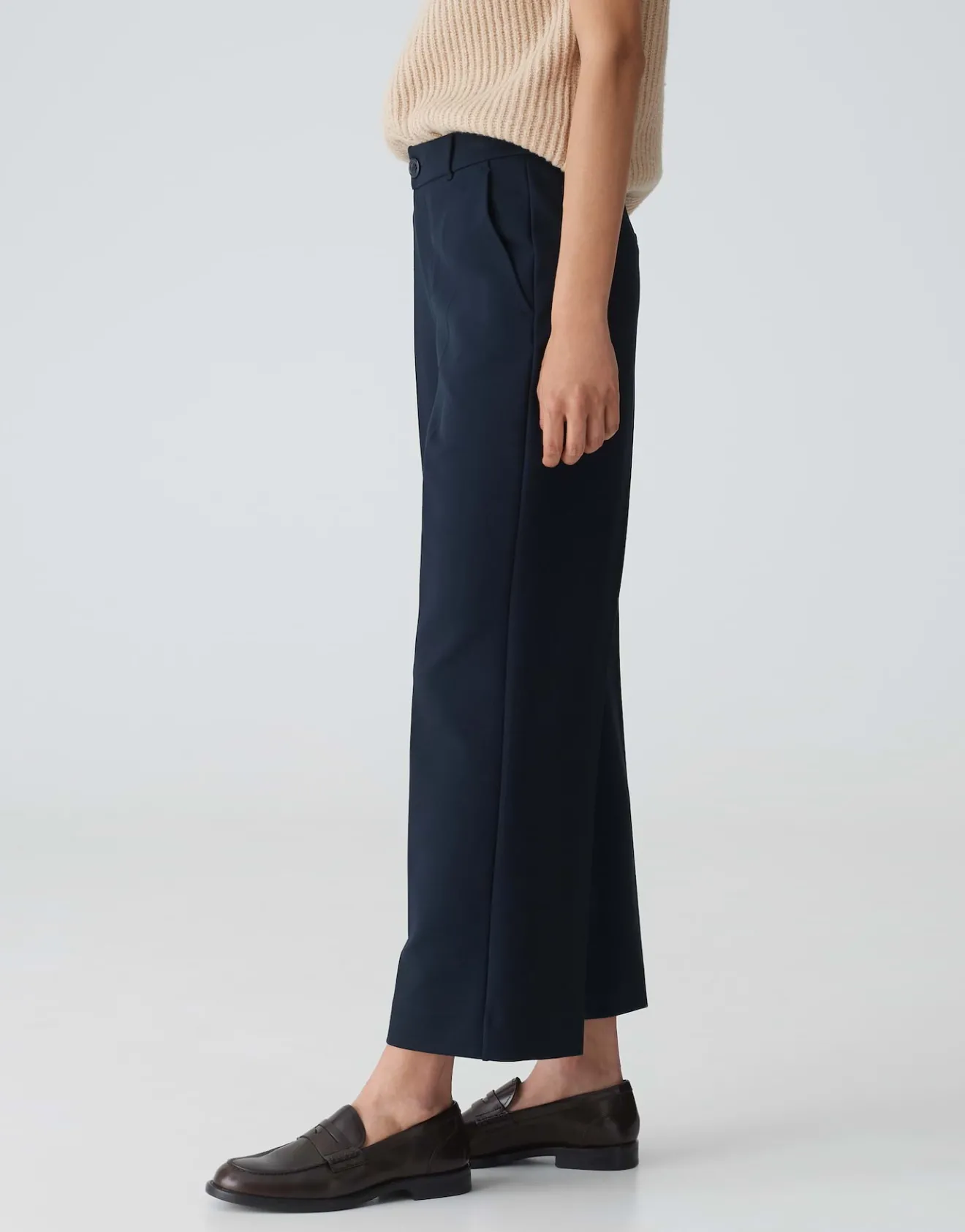 Store City Pants MORELLA Relaxed aus elastischem Jersey Hosen