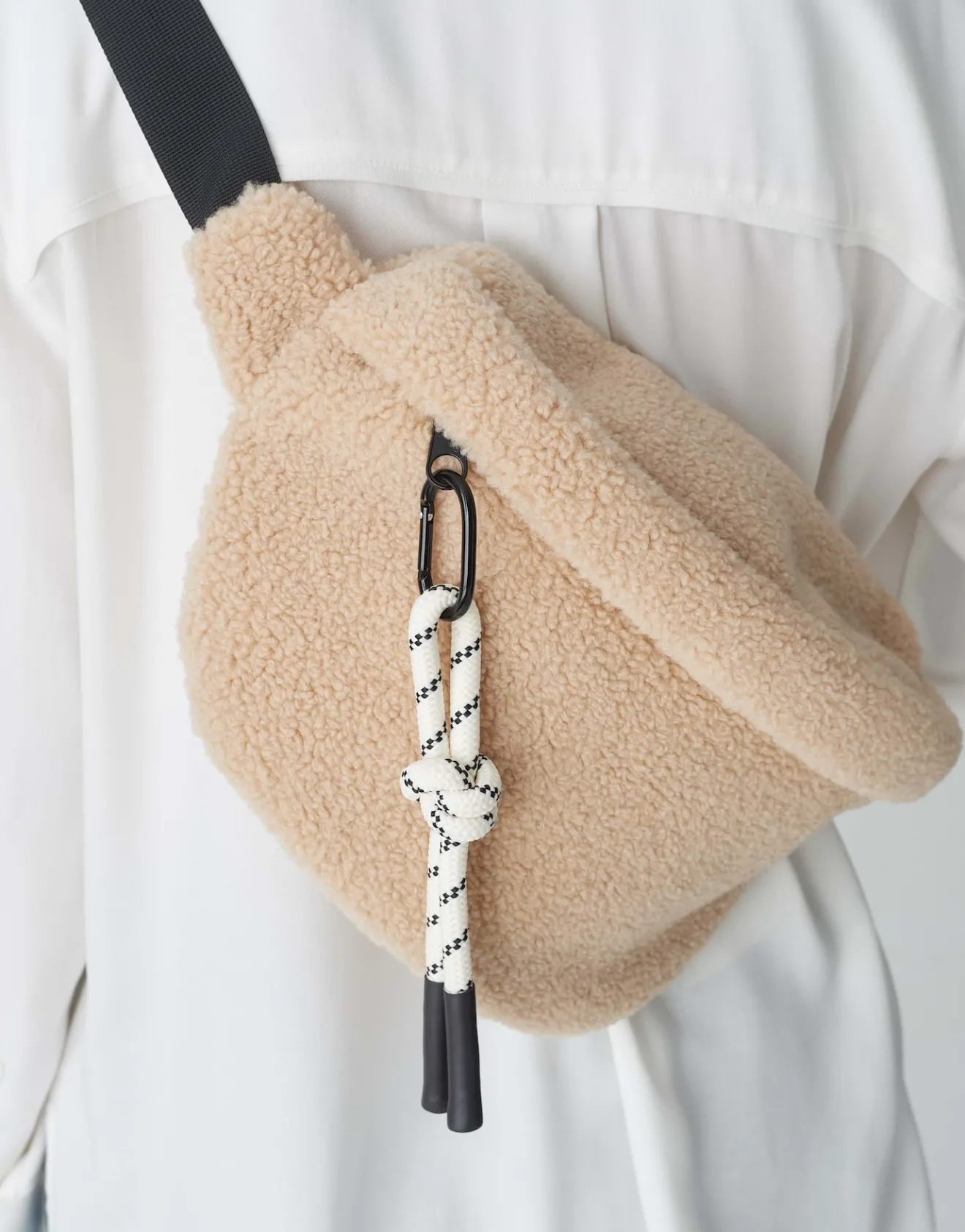 Outlet Gürteltasche ATECTA aus Teddyfell Accessoires