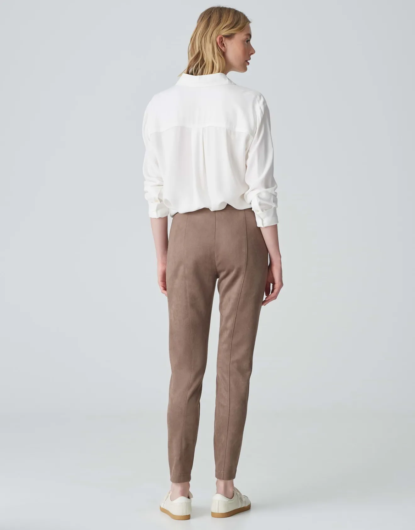 Online Jogpants ELVINA CARGO Slim in Veloursleder-Optik Hosen