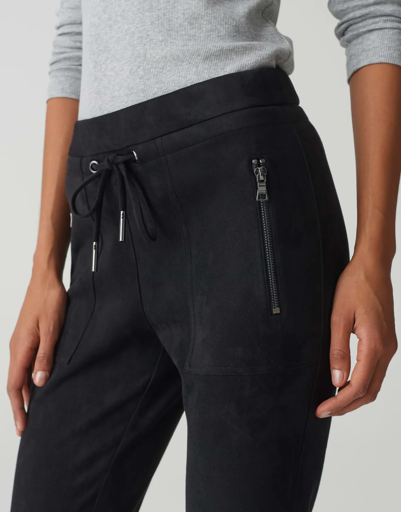 Best Sale Jogpants ELVINA CARGO Slim in Veloursleder-Optik Hosen