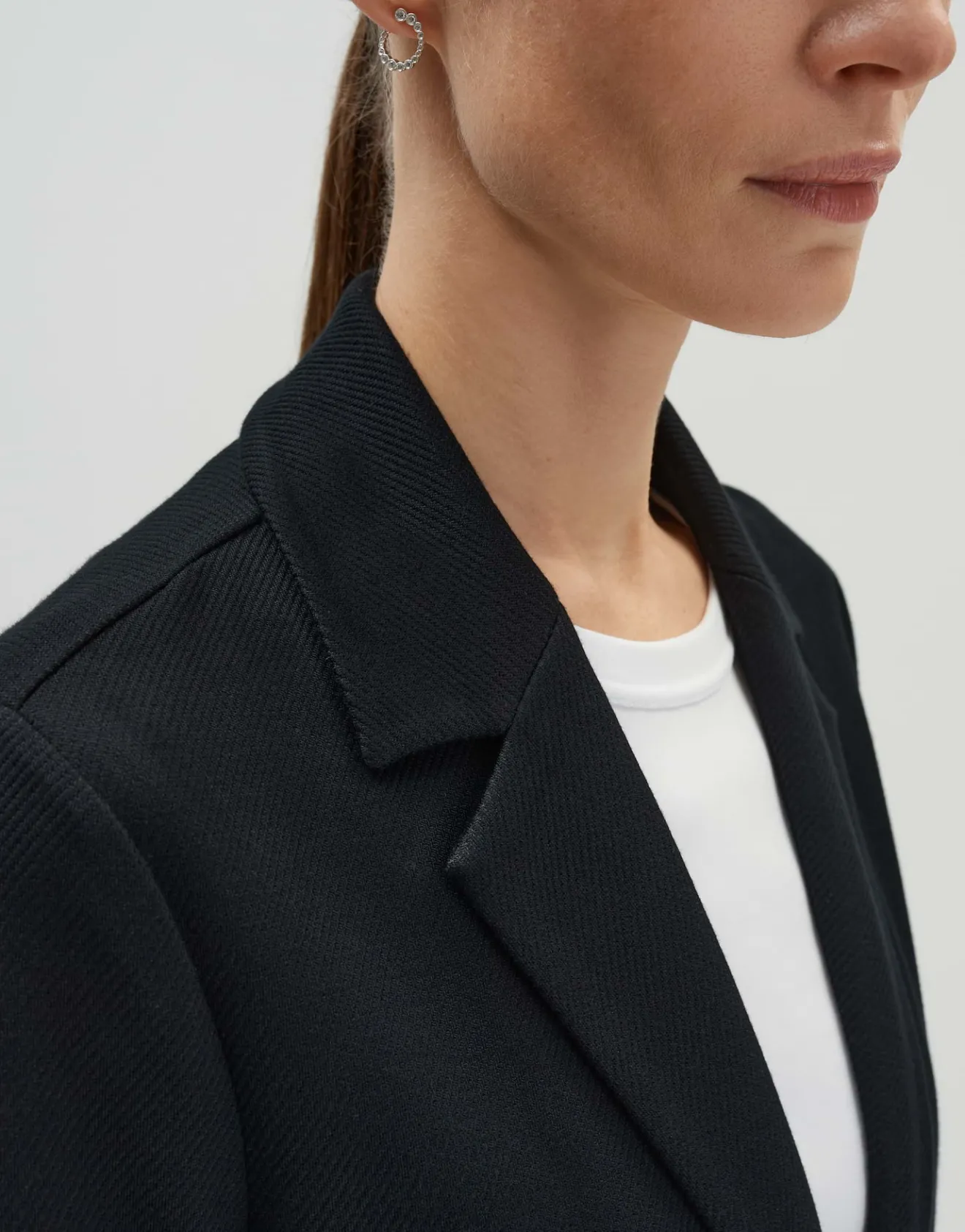 Flash Sale Kurzer Blazer NUSALIA Regular aus Twill Jersey Blazer & Westen