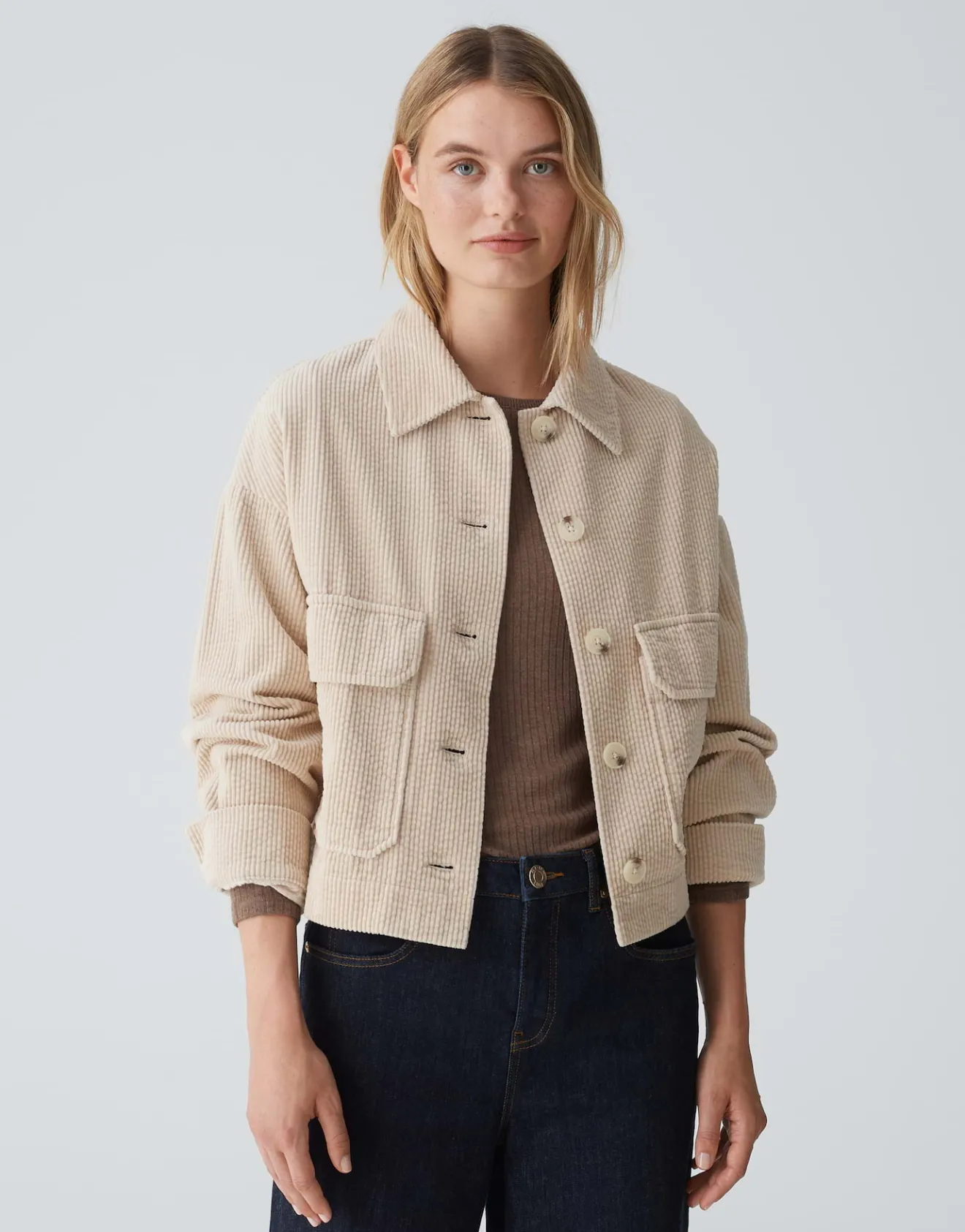 Shop Kurzjacke HENNJA Boxy Fit aus weichem Cord Jacken & Mäntel|Blazer & Westen