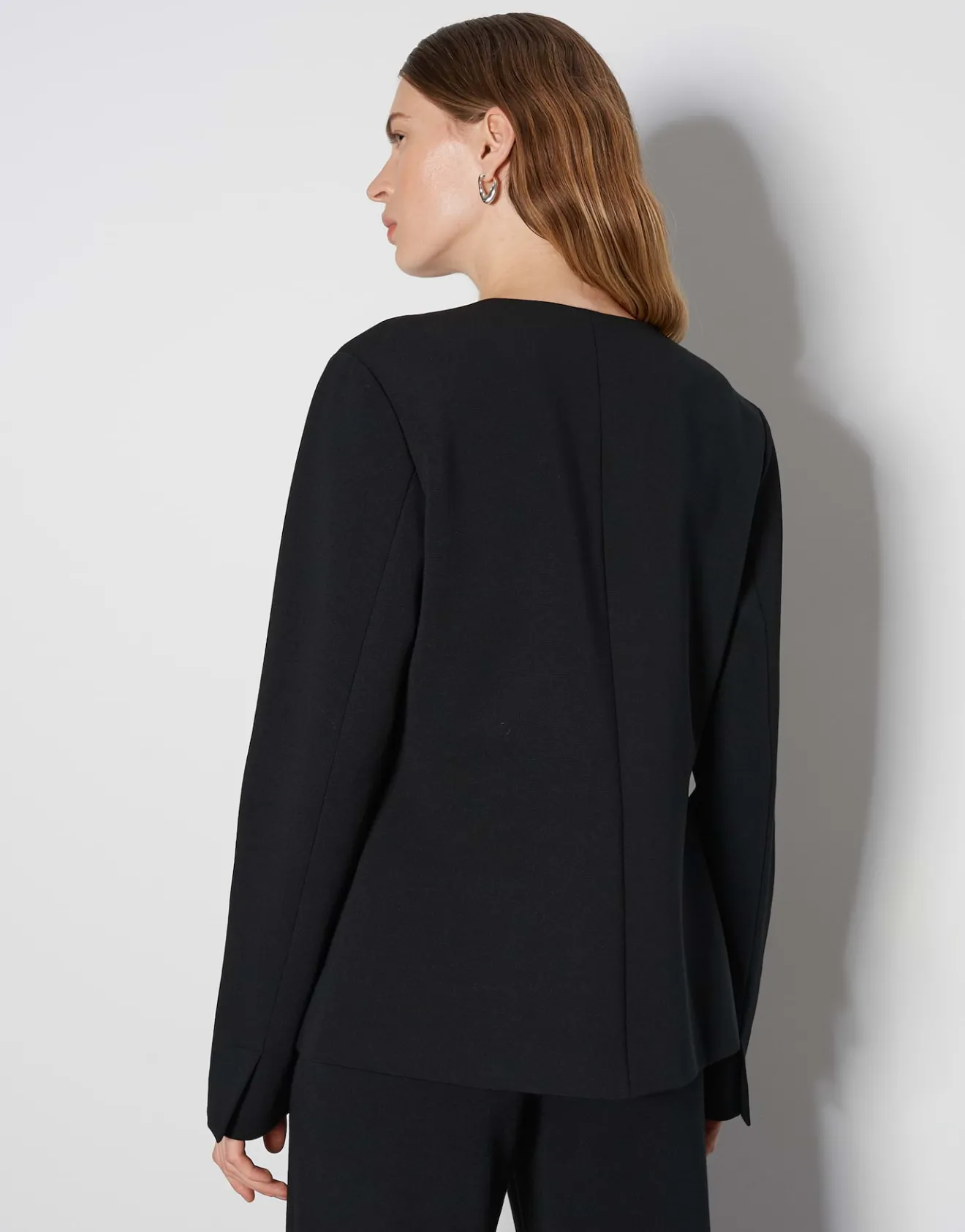 Outlet Leicht taillierter Sweatblazer NEBRU Regular aus Viskose Mix Blazer & Westen