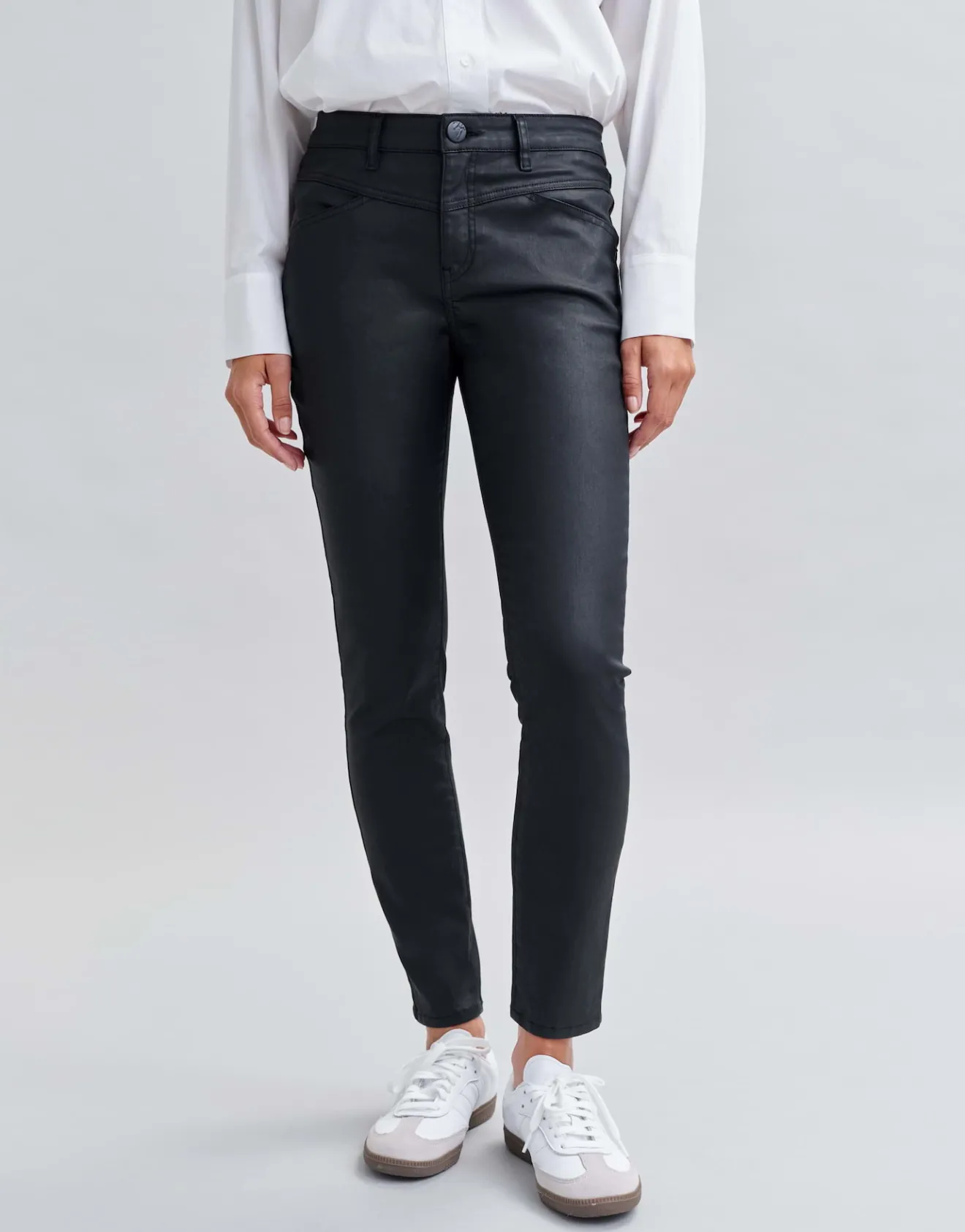 Cheap Slim Jeans EVITA REMIX Mid Rise mit Coating Hosen|Jeans