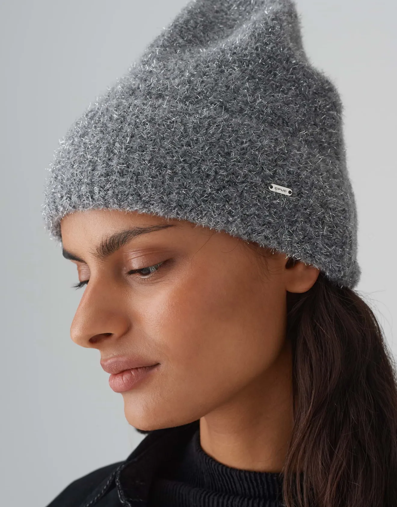 Outlet Strickmütze ATWISTA mit Glitzer Details Accessoires