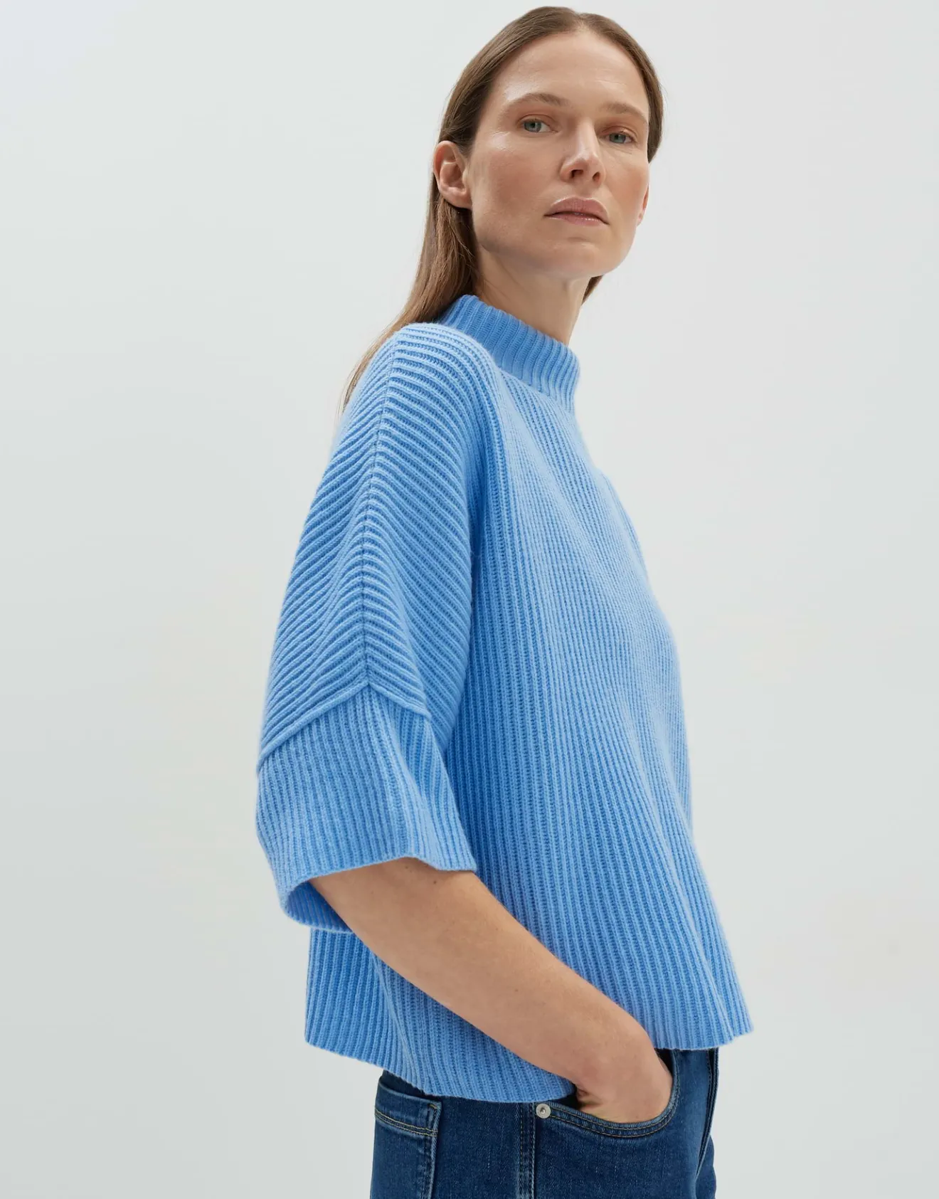 Fashion Verkürzter Strickpullover TALJA Loose aus Woll Mix Strick