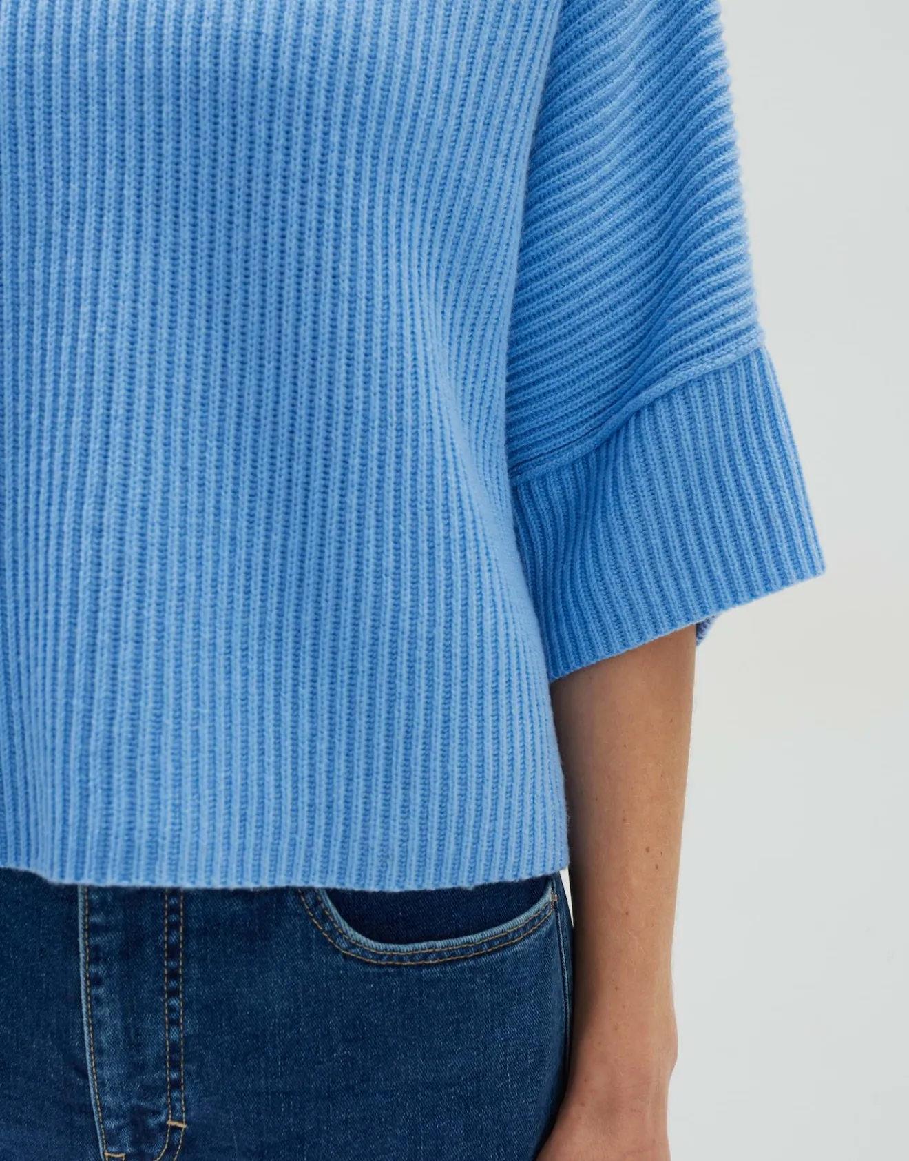 Fashion Verkürzter Strickpullover TALJA Loose aus Woll Mix Strick