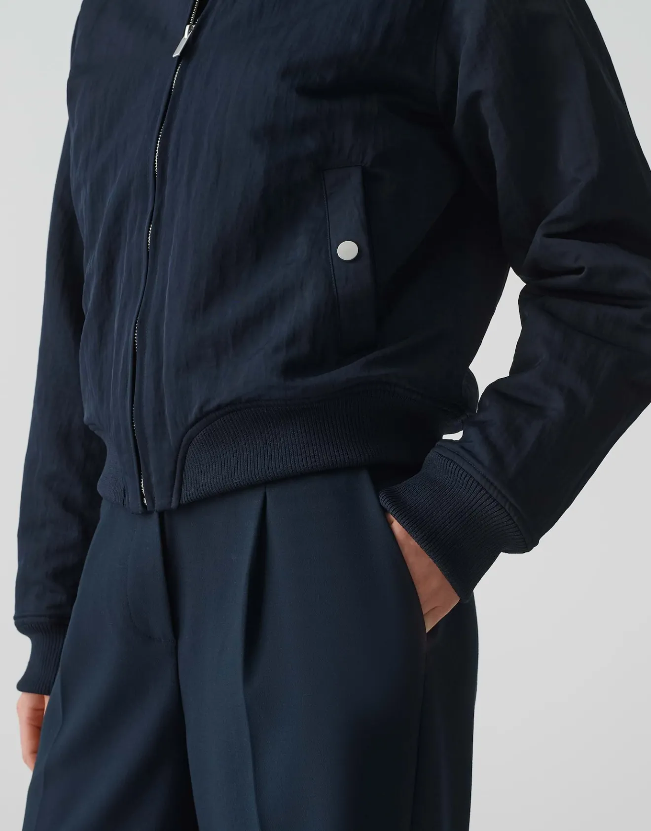 Best Wattierte Bomberjacke HARU Regular aus Nylon Jacken & Mäntel