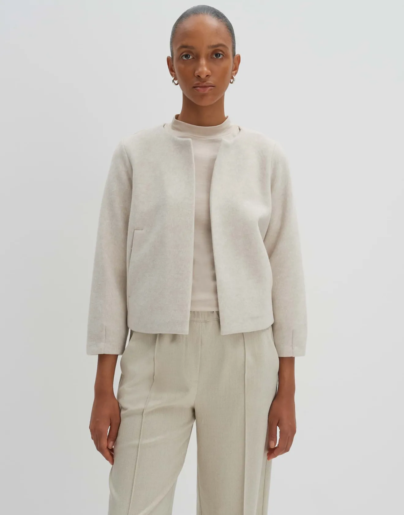Fashion Weiche Sweatjacke UTINA Loose aus Viskose Mix Blazer & Westen|Sweat