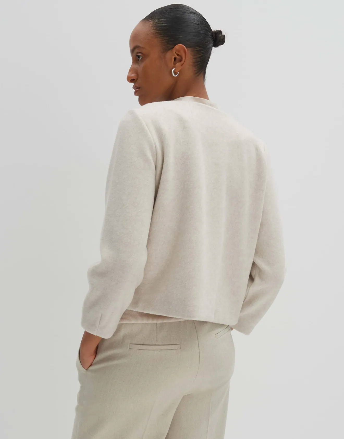 Fashion Weiche Sweatjacke UTINA Loose aus Viskose Mix Blazer & Westen|Sweat