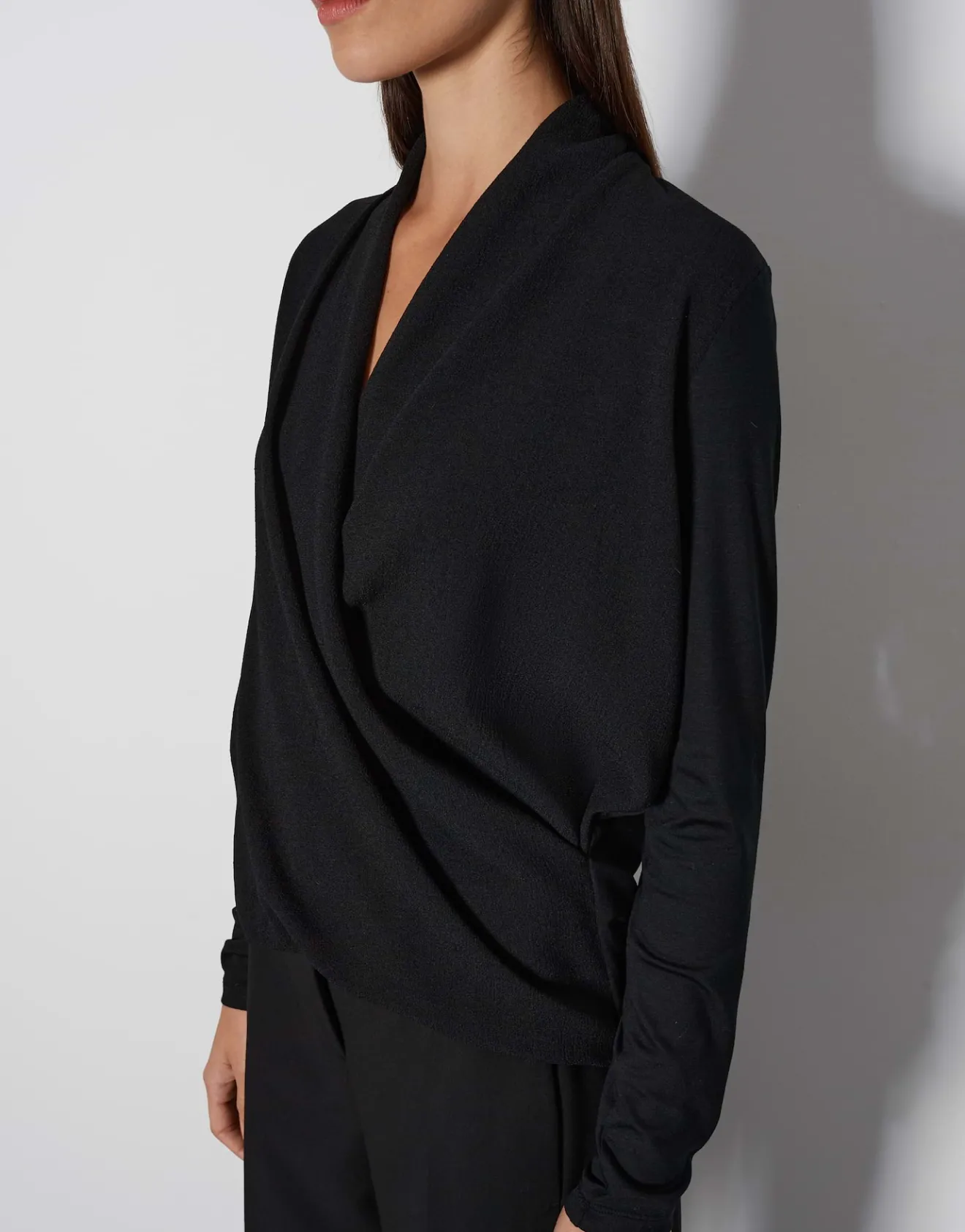 Shop Wickelshirt KYLEEN Regular aus Material Mix Shirts